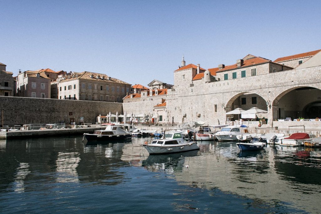 Exploring Historic Port Cities and Their Seafaring Charm